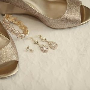 Gold Sparkle Peep Toe Wedges